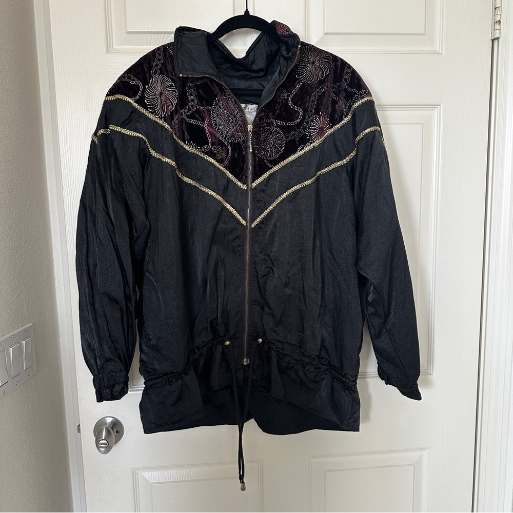 Chic Black and Purple Women's Windbreaker